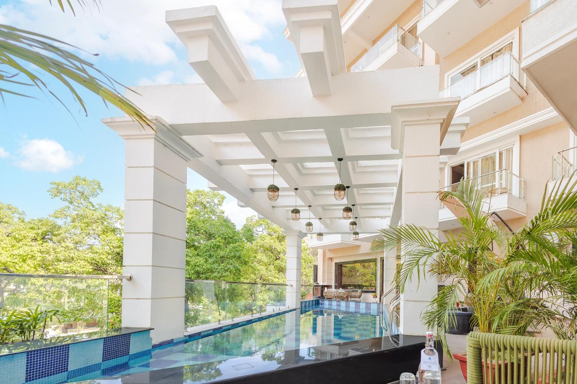 Stone Wood Hotel, Rishīkesh Buitenkant foto